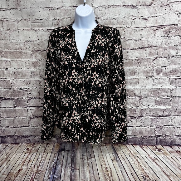 Lauren Conrad Black Pink Heart Print Roll Tab Sleeve Blouse - Picture 1 of 8